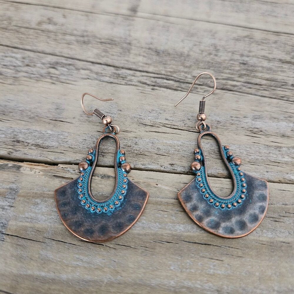 Boho Chic Hammered Antiqued Copper Dangle Earrings
